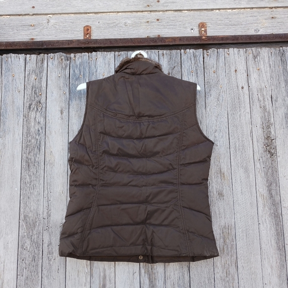 Eddie Bauer Goose Down Faux Fur Collar Quilted Brown Vest Size M - Picture 8 of 9